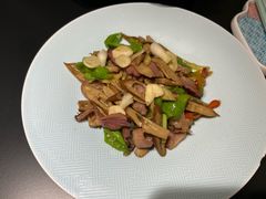 -桥边小楼·手工云南菜·古城观景小楼
