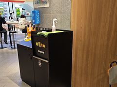-麦当劳(CP静安店)
