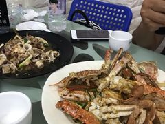 -小辣妹川味海鲜加工店(第一市场椰风巷店)