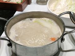 -红鼎豆捞·非遗鲍皇汤火锅(宝丰路店)