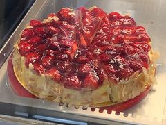 草莓奶酪蛋糕-凯宾美食廊Kempi Deli·凯宾斯基饭店(亮马桥路店)
