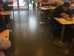 大堂-李先生牛肉面大王(东营友谊广场店)