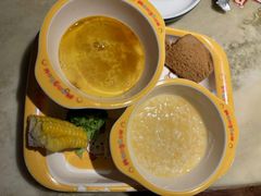 -绿茶餐厅(同成街华联店)