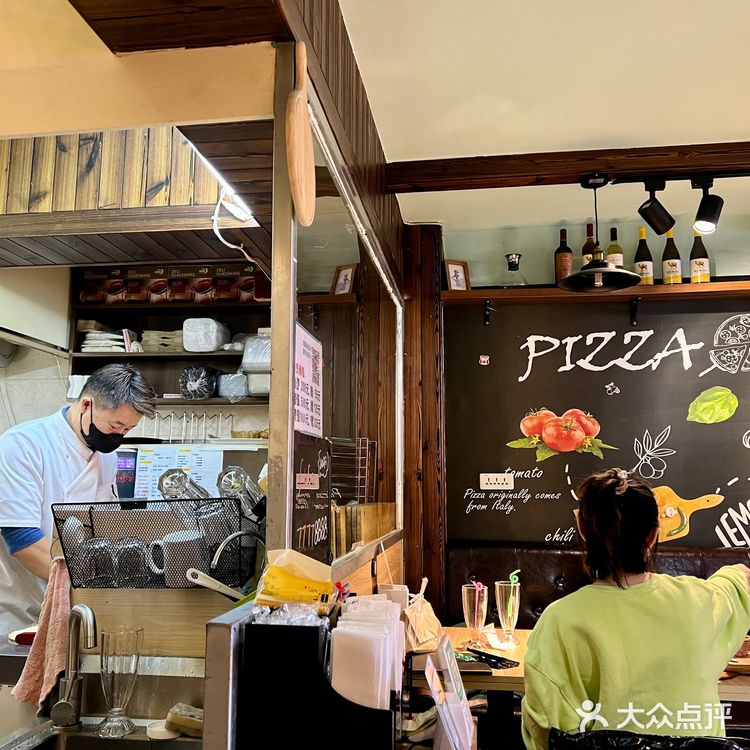 🍕爱吃披萨，不要错过福恋德