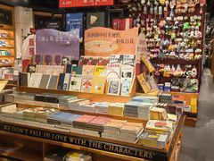 -西西弗书店&矢量咖啡(凯德晶萃广场店)