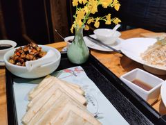 澳洲牛肉粒配薄饼-嘉良驿园·江南雅宴(旗舰店)