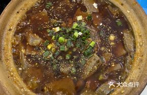 Spicy Blood Curd in Clay Pot