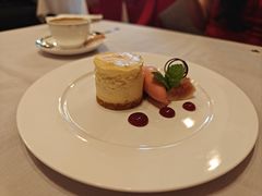 -塞纳河法国餐厅(意式风情街店)