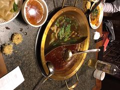 -小天鹅火锅·一线江景洪鼎旗舰店(洪崖洞店)