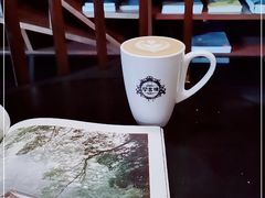 -钟书阁(松江泰晤士小镇店)