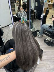 -奈川烫染Salon