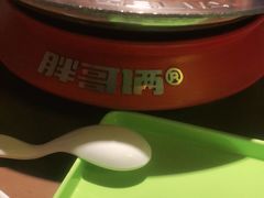 -胖哥俩肉蟹煲(河北勒泰购物中心店)