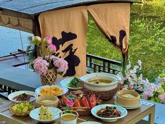 -欢乐蟹庄·精品农家乐(阳澄湖莲花岛店)