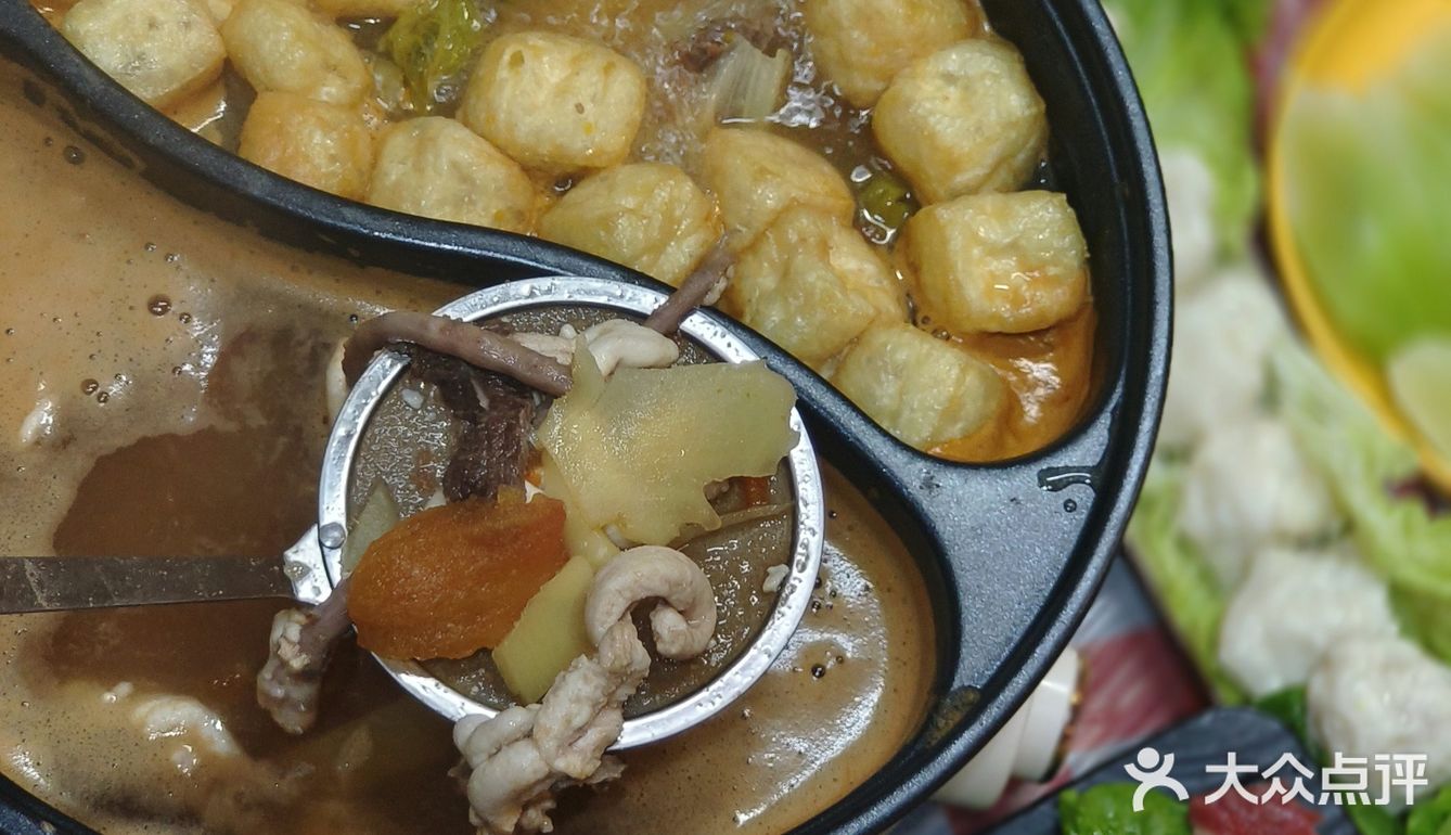 玉林好吃到扶墙出的酸汤火锅店，在这里！