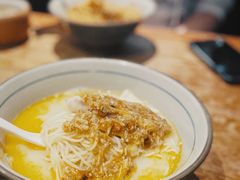 蟹黄鱼面-蟹黄鱼·深夜面馆(巨鹿路店)