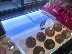 -西树泡芙(湖滨银泰in77B区店)