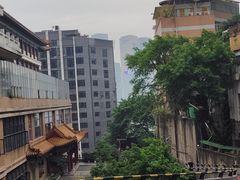 -八一路好吃街(雨田商务大厦店)