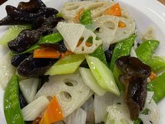 -聚鲜阁海鲜美食城(香水湾店)