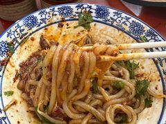 -巍山火巴肉饵丝(大理古城店)