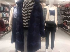 -优衣库(上海正大广场店)