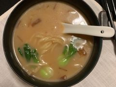 胶东炝锅面-鲁采LU STYLE(新天地店)