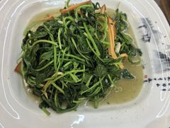 -缘来聚·徽菜名店(黄山宏村店)