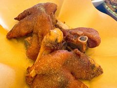 -侬佳蒸菜馆(听潮店)
