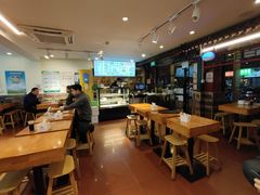 -刘记羊汤·烧饼夹肘子