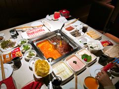 -海底捞火锅鲜切牛肉主题店(长寿路店)