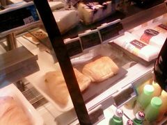 -星巴克臻选(济南恒隆店)