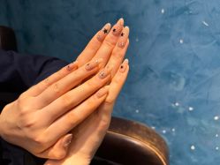 -悦指间美甲美睫