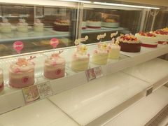 面包甜点陈列柜-好利来(川大店)