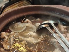 -东记炭炉·海鲜鸡煲(龙华店)