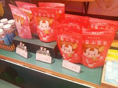 零售区-良品铺子(五角场万达店)