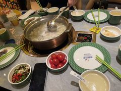 -润园四季椰子鸡火锅(卓越INTOWN店)