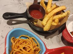 小不点儿童餐-必胜客(瑞虹店)