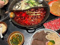 -周小明火锅(黑金冠社区店)