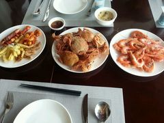 -荣誉国际酒店-云顶旋转餐厅