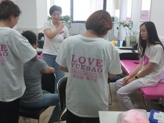 -爱月宝月嫂·育儿嫂