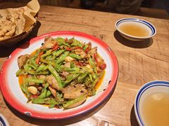 -泥糊破店小酒馆·团建聚餐(南京西路店)