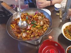 -富正毅三下锅·湘西韵味(天门山索道店)