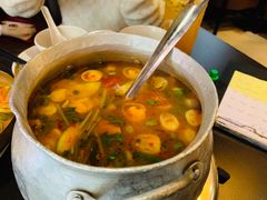 冬阴功-大头虾越式风味餐厅(光明广场店)