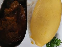 流金闪耀咖喱牛肉蛋包饭-必胜客(联投东方店)