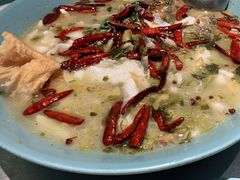 -姚姚酸菜鱼·金戈戈香港豉油鸡(喜荟城联名店)