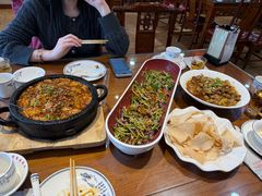 -那家老院子东北菜·饺子·小鸡炖蘑菇(艳华街店)