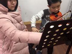 -缪斯琴行英皇小提琴.钢琴.吉他(张江店)