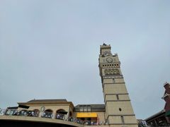 -王府井奥莱临潼小镇(临潼店)