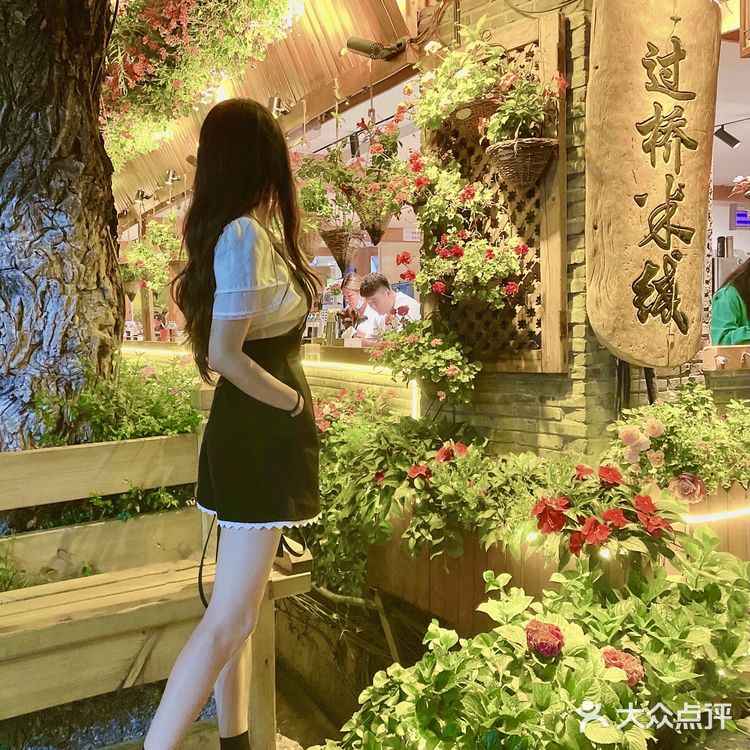 丽江｜渣渣米线——古城最美过桥米线店