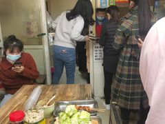 -二钢串叔麻辣烫(华龙大厦店)