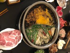 -岗上渣渣老火锅(两路口店)